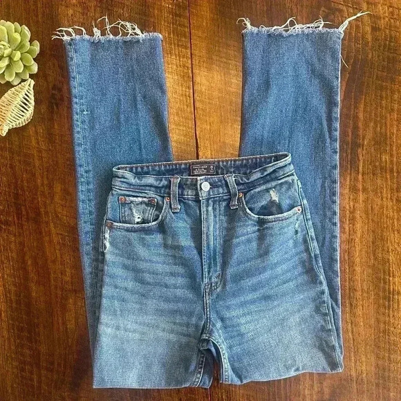 Abercrombie & Fitch Denim - 💙A&F | Zoe Natural Rise Ankle Straight Jeans with Light Distressing & Raw Hems